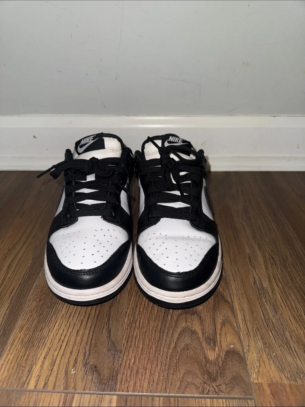 Nike Women’s Black and White Low-Top Sneakers